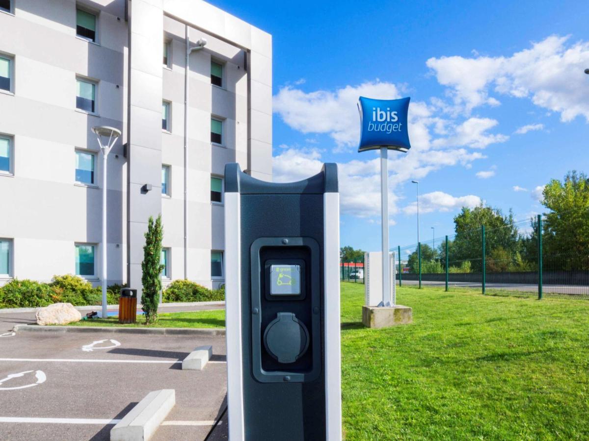Hotel Ibis Budget Lyon Sud Saint-Fons A7 Exterior foto