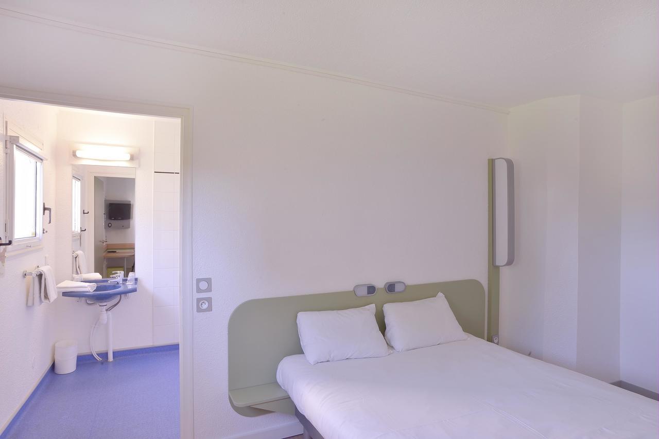 Hotel Ibis Budget Lyon Sud Saint-Fons A7 Exterior foto