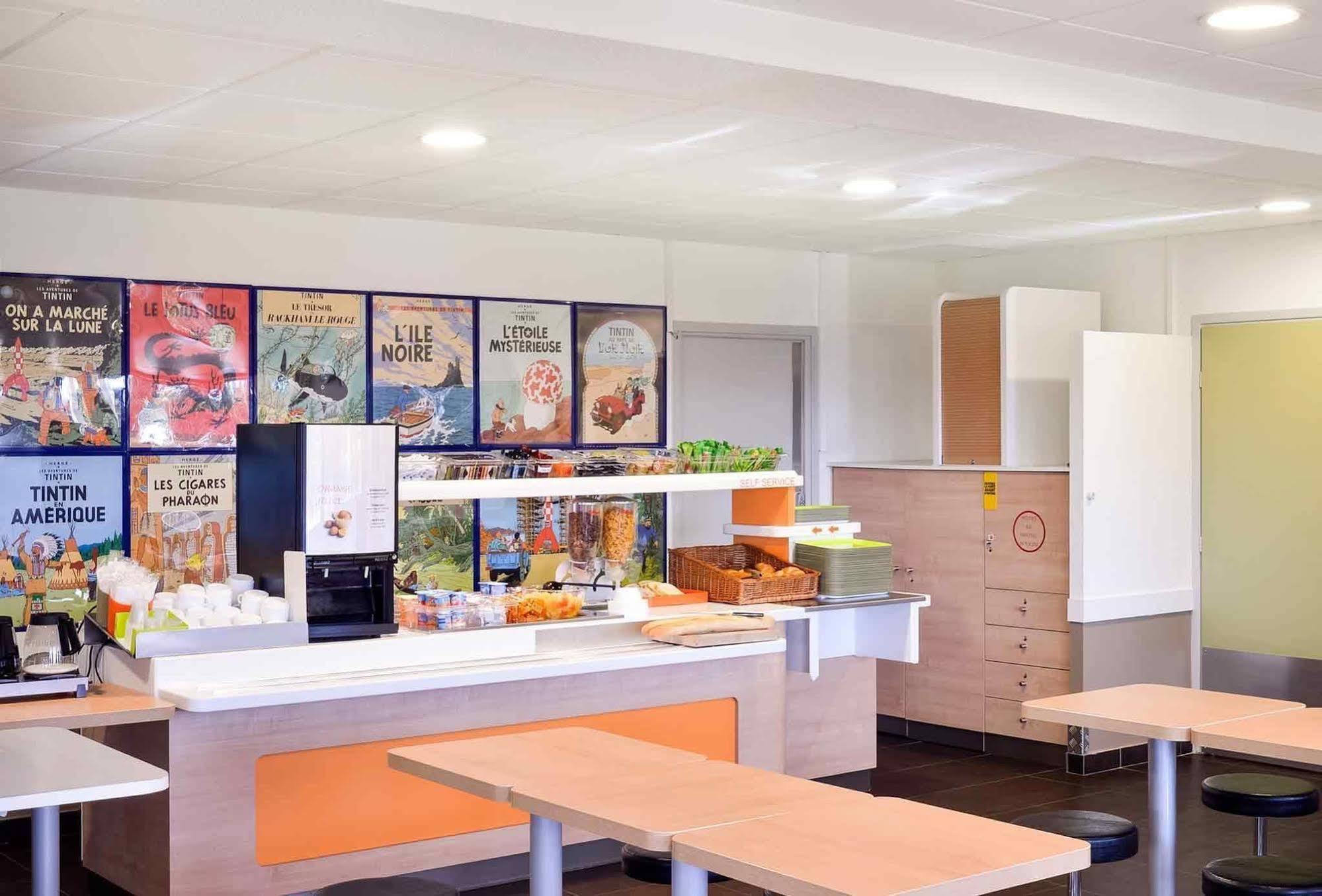 Hotel Ibis Budget Lyon Sud Saint-Fons A7 Exterior foto