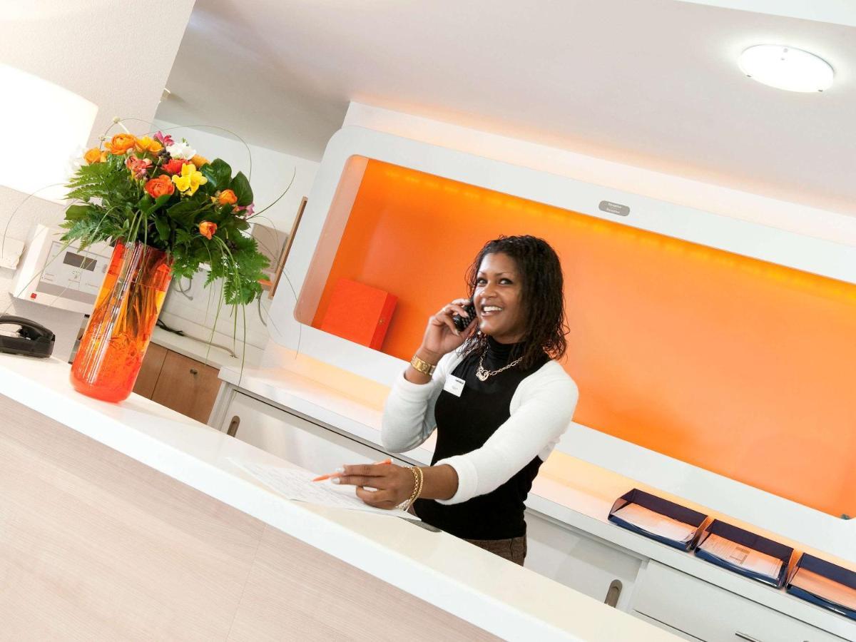 Hotel Ibis Budget Lyon Sud Saint-Fons A7 Exterior foto